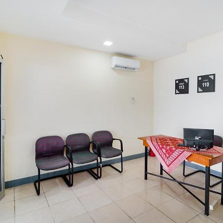 Oyo Life 3149 Guest House Ppli Bandung Exterior foto