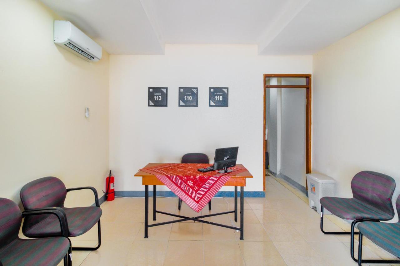 Oyo Life 3149 Guest House Ppli Bandung Exterior foto