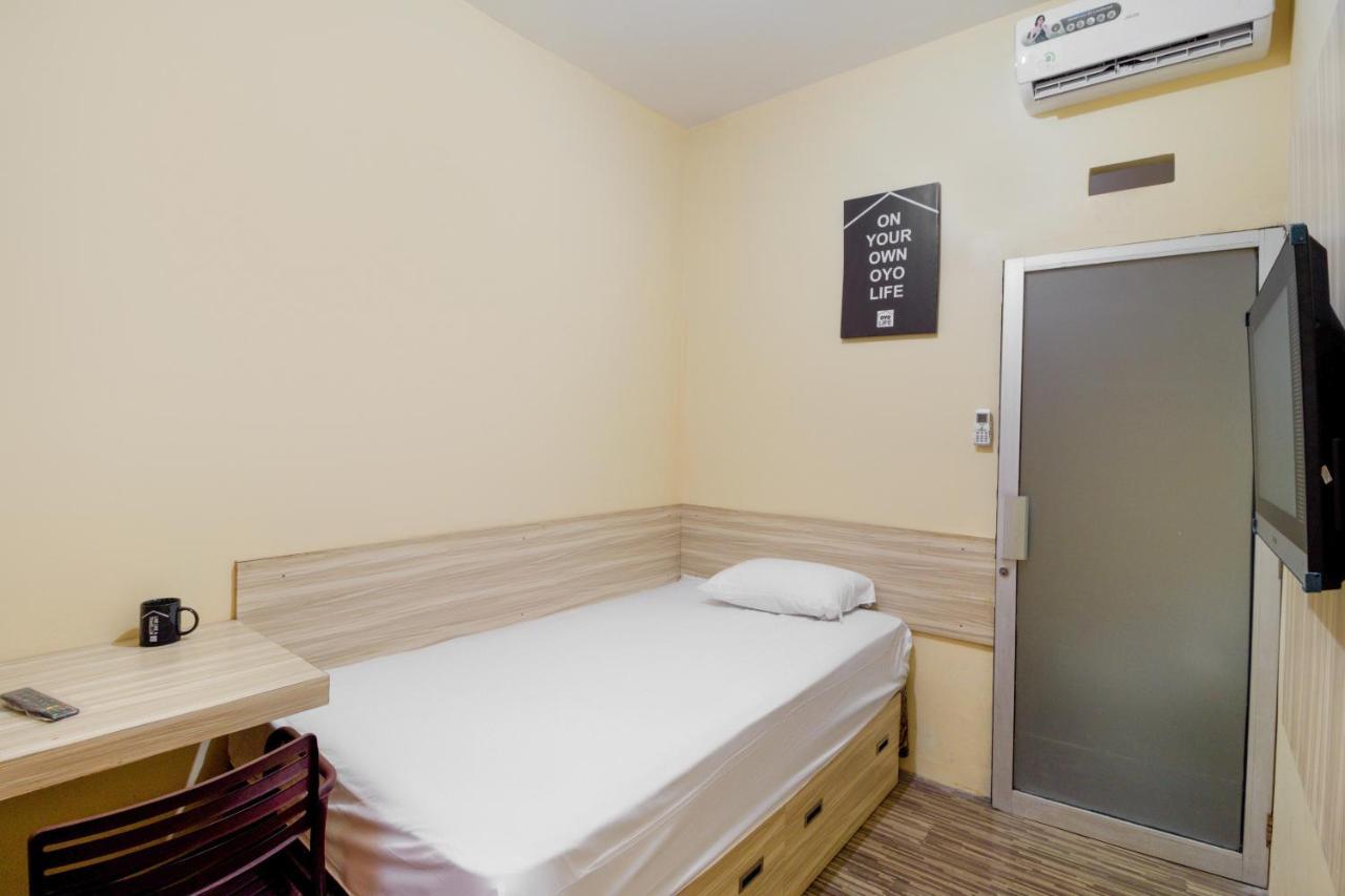 Oyo Life 3149 Guest House Ppli Bandung Exterior foto