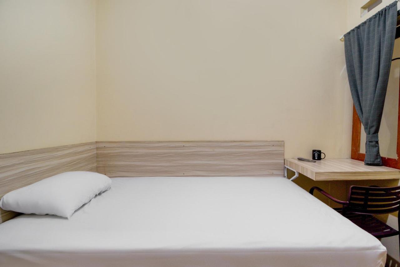 Oyo Life 3149 Guest House Ppli Bandung Exterior foto