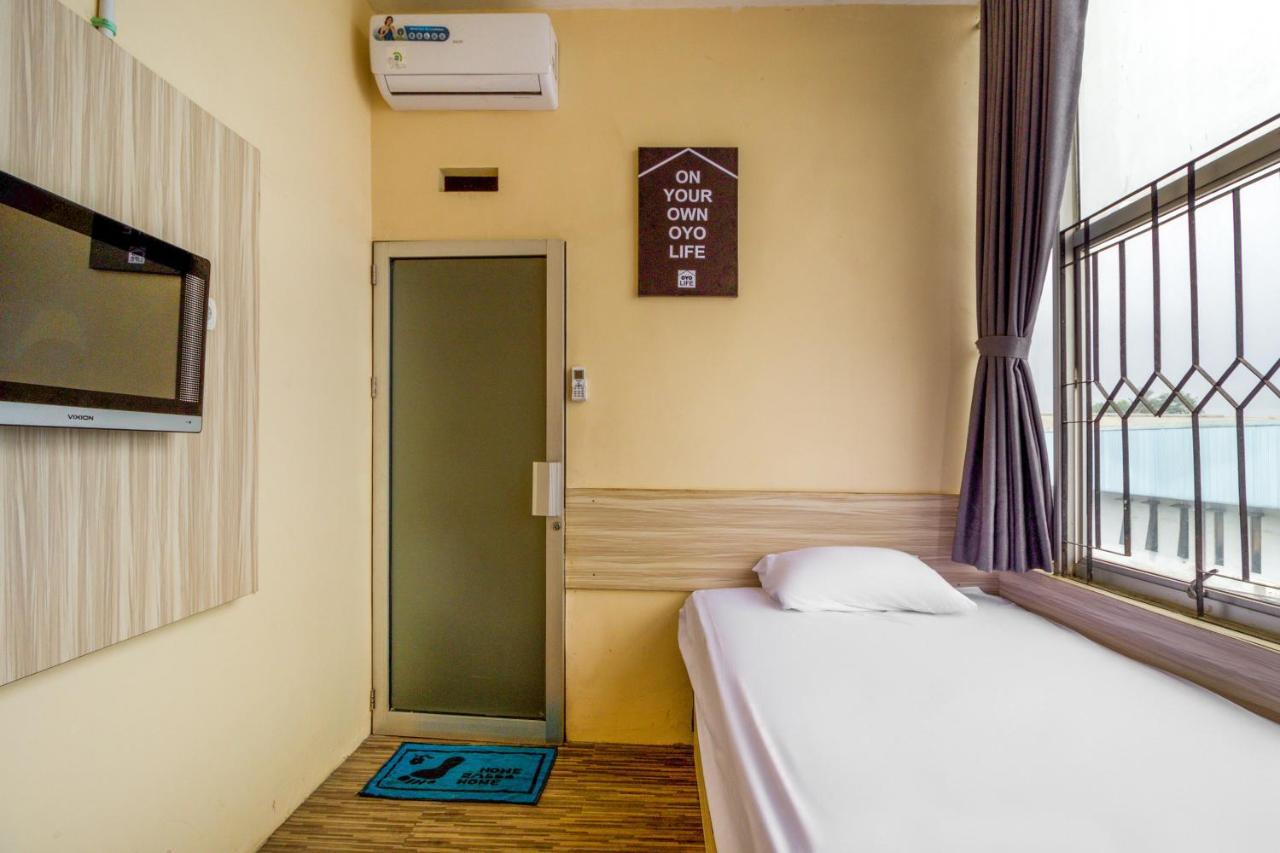 Oyo Life 3149 Guest House Ppli Bandung Exterior foto